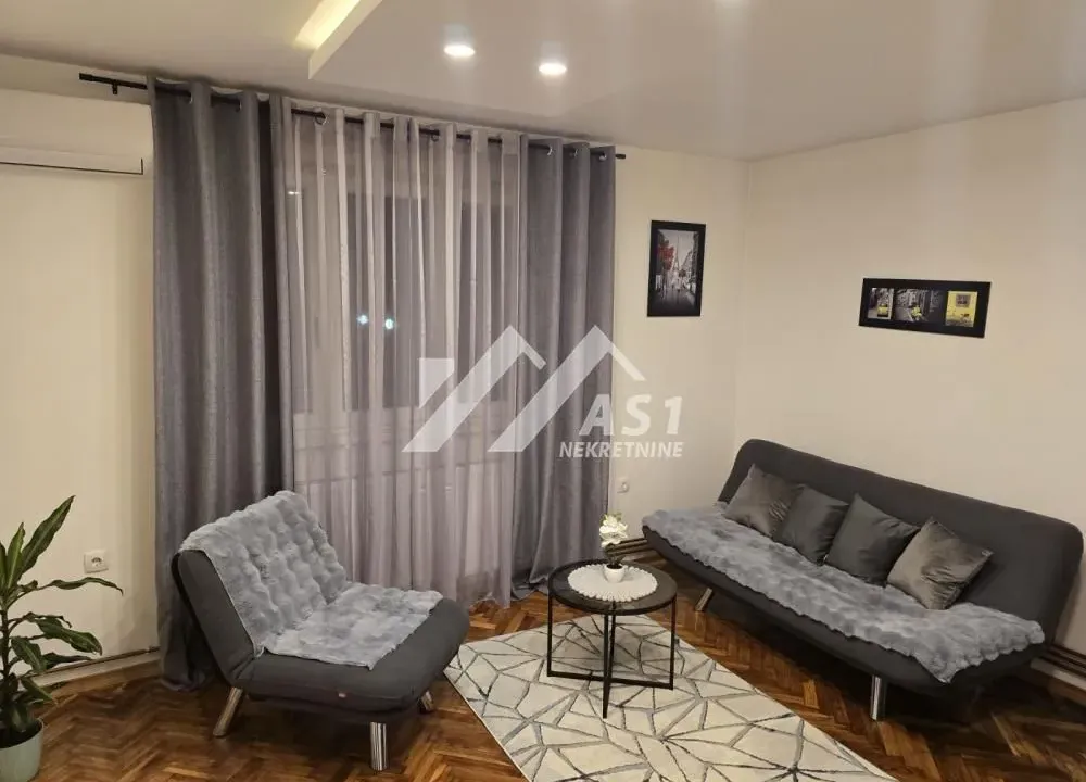 Rent, one bedroom apartment, 37m², Adamovićevo Naselje, Novi Sad Sve Podlokacije