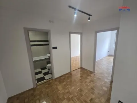 Prodaja, dvosoban stan, 60m², Novo naselje, Novi Sad - image 31