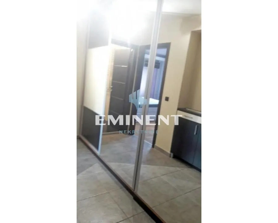 Izdavanje, dvosoban stan, 56m², Novi Beograd Blok 28, Novi Beograd Sve Podlokacije