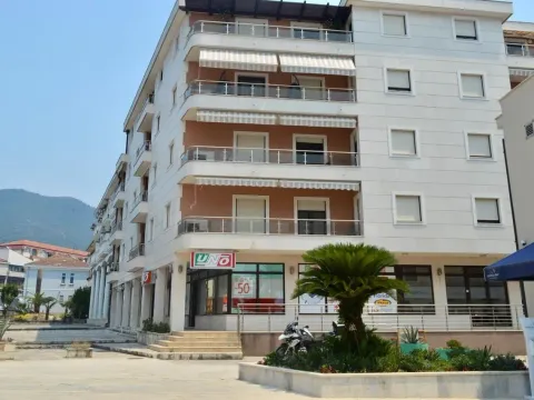 Izdavanje, jednosoban stan, 42m², Porto Montenegro, Tivat - image 3