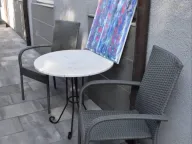 Izdavanje, kuća, 300m², Petrovaradin, Novi Sad - image 9