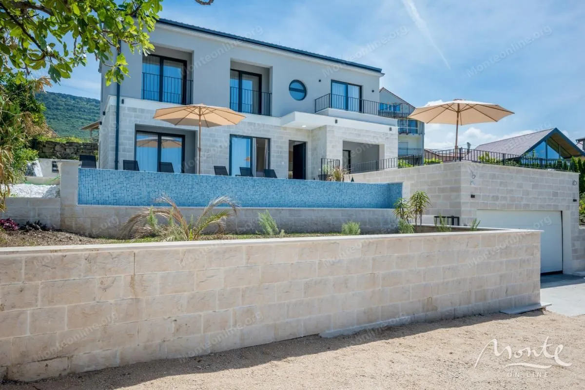 Prodaja, kuća, 250m², Mrčevac, Tivat