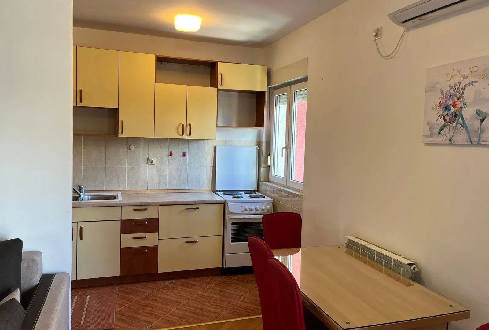 Rent, apartment, 57m², Momišići, Podgorica