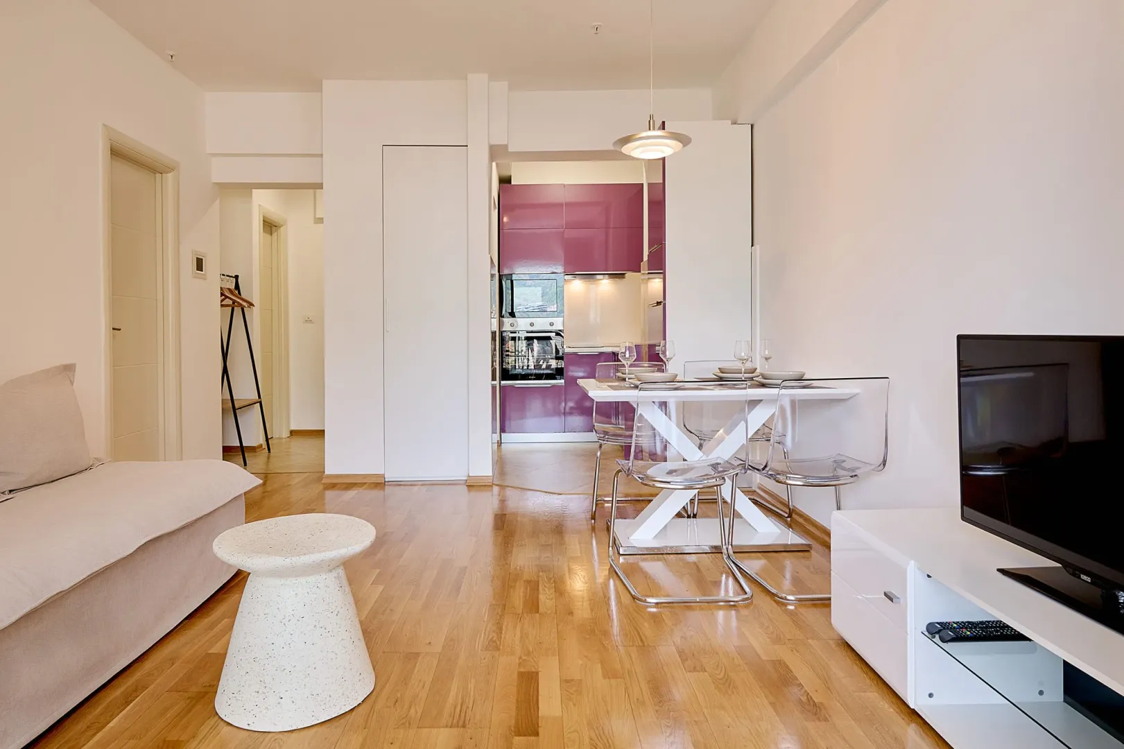Daily-rent, two bedroom apartment, 50m², Bečići, Budva