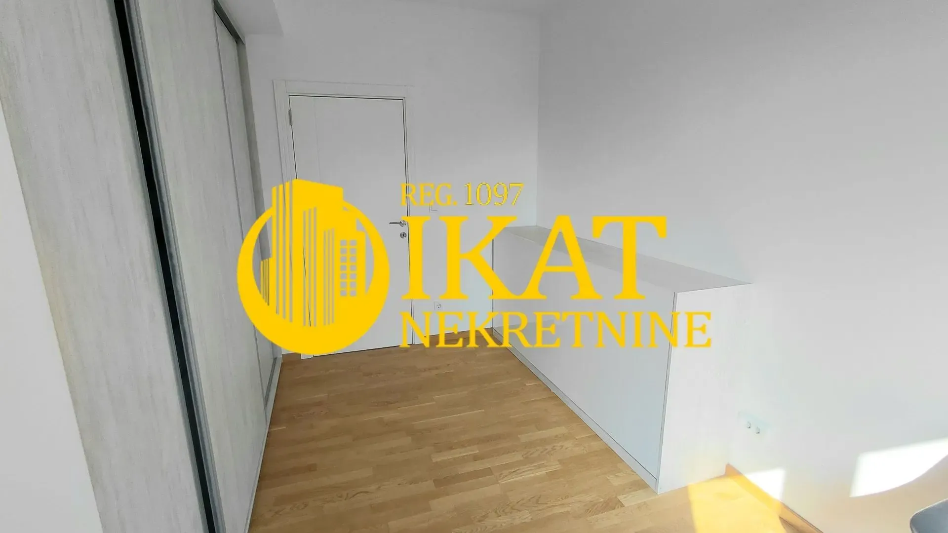 Prodaja, trosoban stan, 86m², Kluz, Zvezdara Sve Podlokacije
