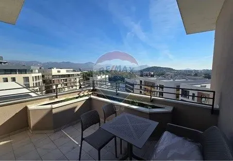 Izdavanje, trosoban stan, 140m², Kruševac, Podgorica - image 8