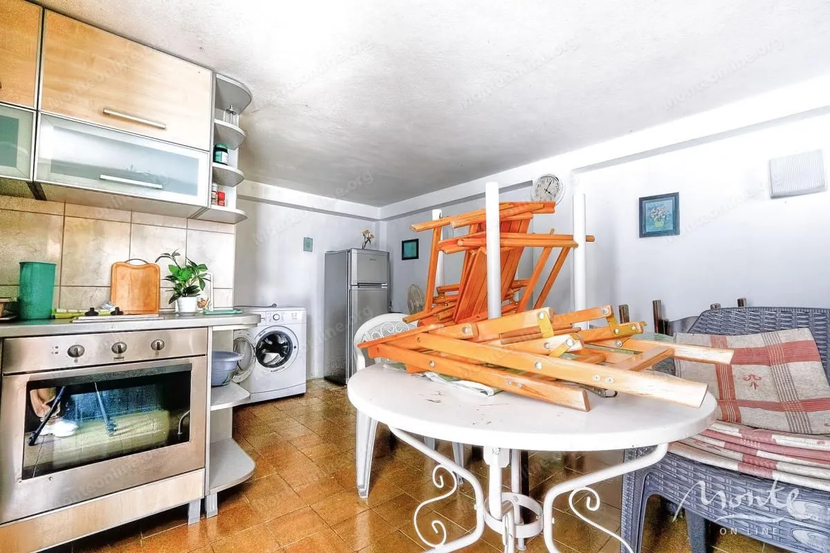 Prodaja, kuća, 67m², Orahovac, Kotor