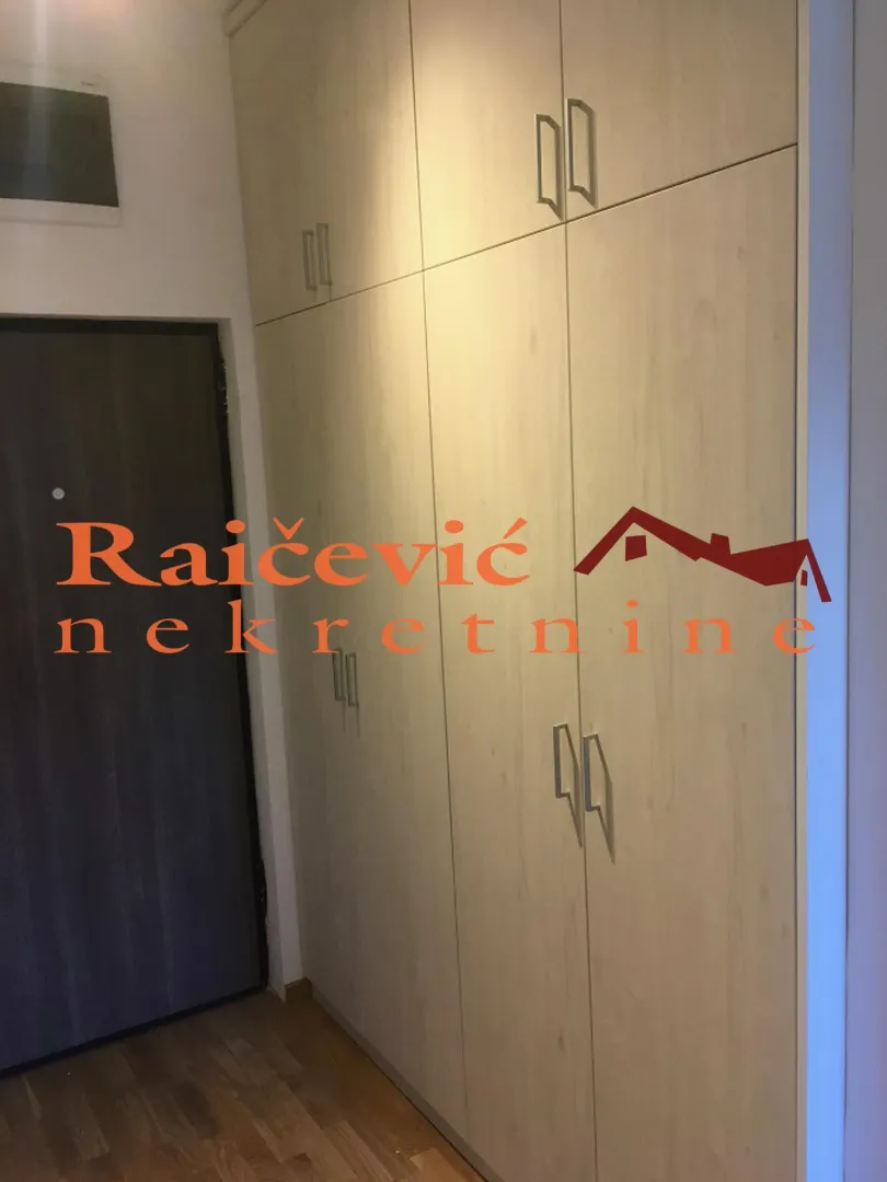 Rent, office space, 53m², Lekino Brdo, Voždovac Sve Podlokacije