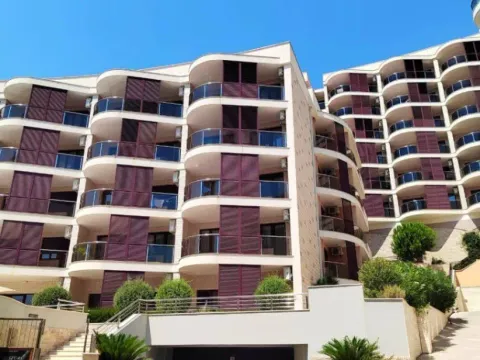 Rent, apartment, 100m², Bečići, Budva - image 7