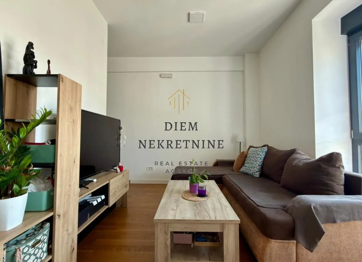 Sale, studio apartment, 27m², Centar, Bar