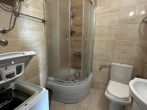 Rent, three bedroom apartment, 120m², Prijevor, Budva - image 10