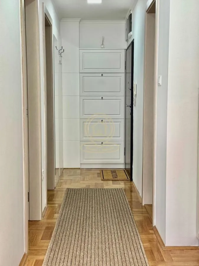 Rent, one bedroom apartment, 50m², Grbavica, Novi Sad Sve Podlokacije