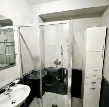 Rent, one bedroom apartment, 55m², Podgorica, Crna Gora - image 3
