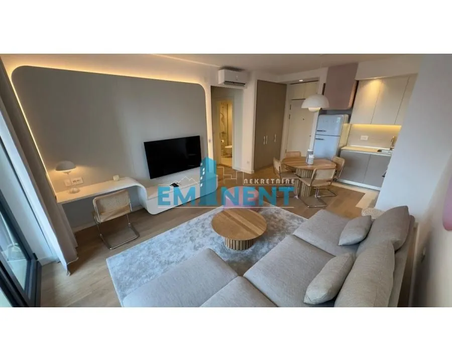 Izdavanje, dvosoban stan, 54m², Savski Venac, Beograd