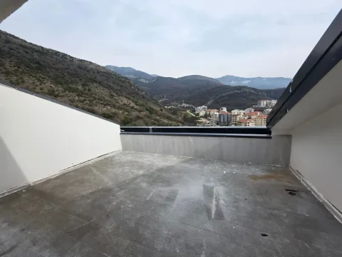 Prodaja, garsonjera, 36m², Bečići, Budva - image 4