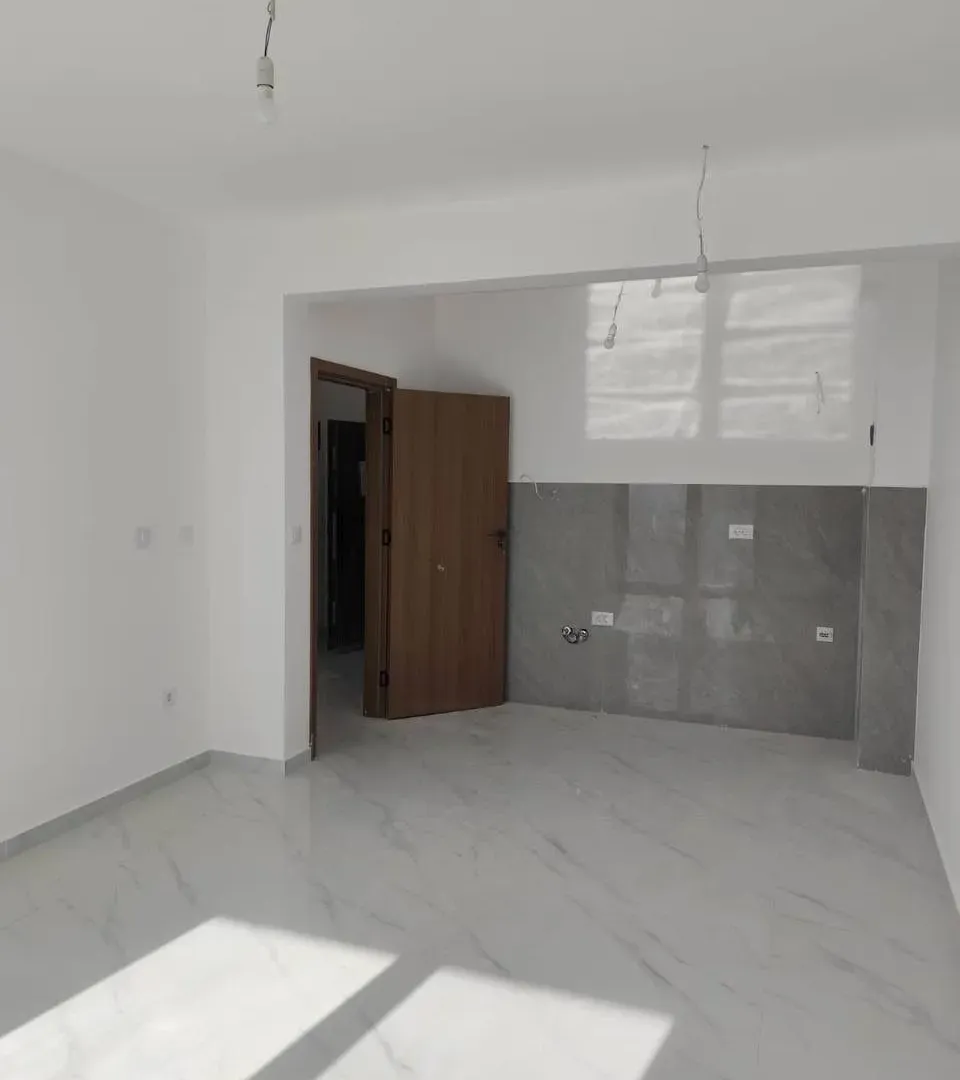 Prodaja, jednosoban stan, 46m², Ilino, Bar