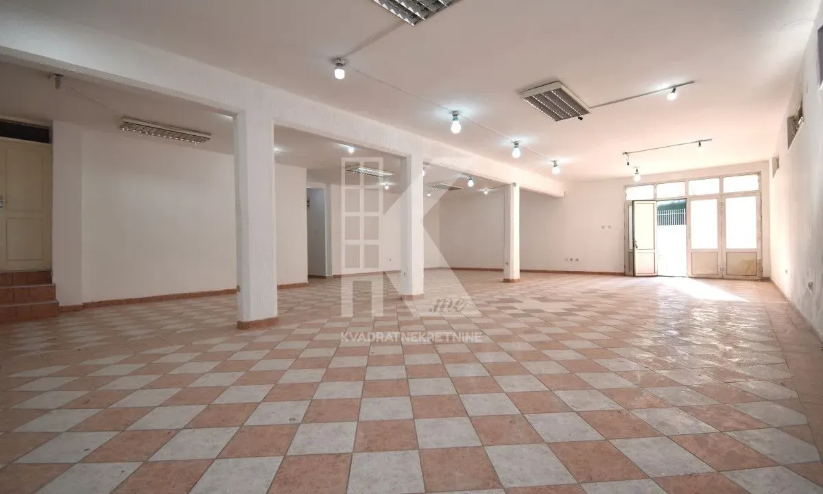 Rent, office space, 300m², Zagorič, Podgorica
