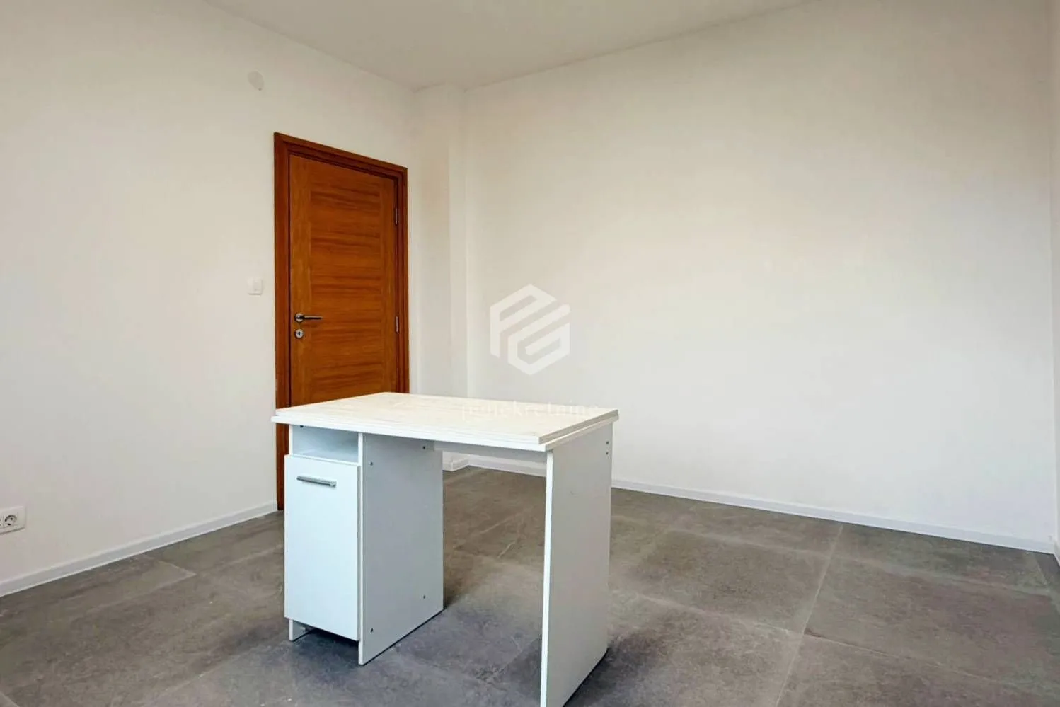Rent, office space, 120m², Centar, Podgorica