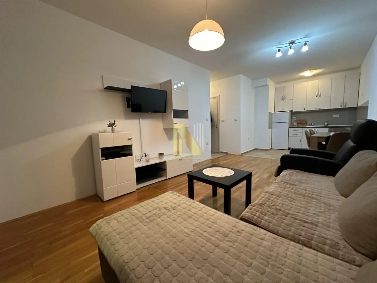 Izdavanje, dvosoban stan, 55m², Nova Detelinara, Novi Sad Sve Podlokacije