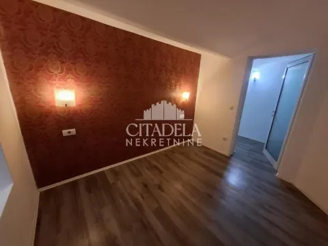 Izdavanje, četvorosoban stan, 80m², Stari Grad, Beograd - image 9