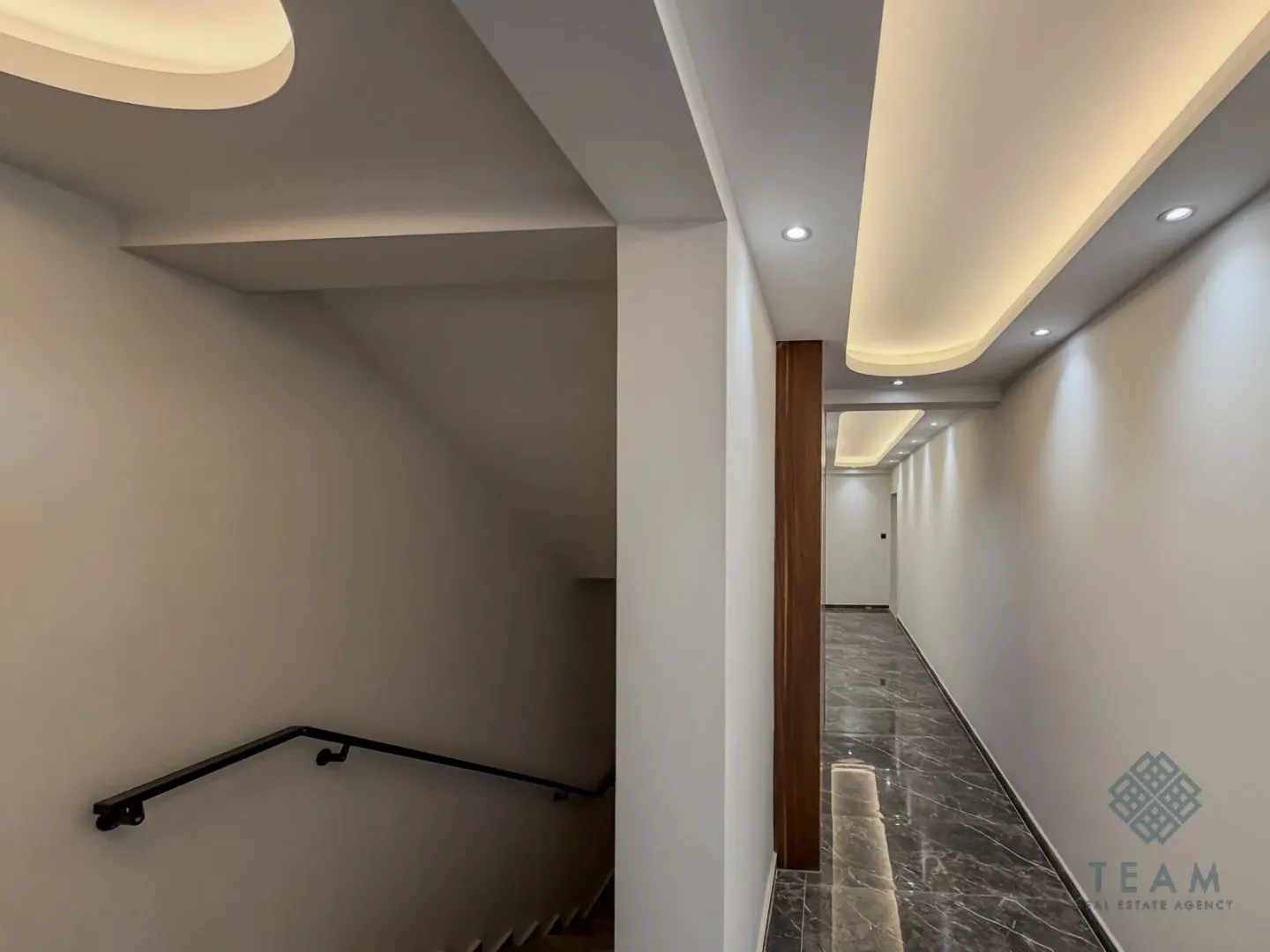 Prodaja, trosoban stan, 93m², Komoševina, Budva