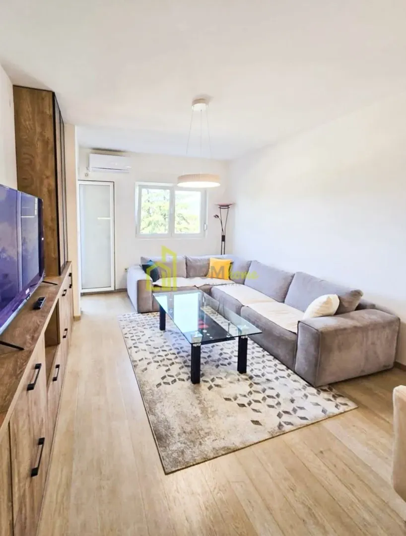 Rent, two bedroom apartment, 70m², City Kvart, Podgorica
