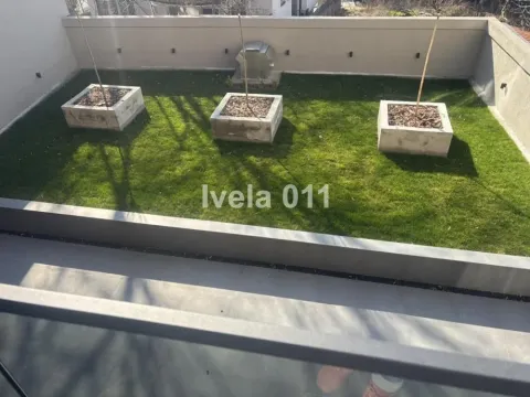 Prodaja, četvorosoban stan, 144m², Vračar Centar, Vračar Sve Podlokacije - image 17