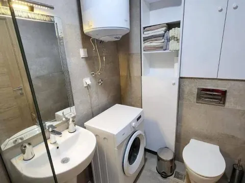 Sale, two bedroom apartment, 59m², Bečići, Budva - image 3
