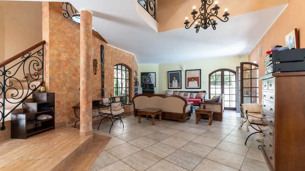 Sale, house, 278m², Stoliv, Kotor