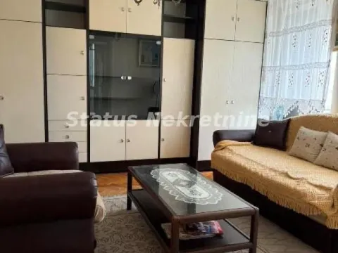 Izdavanje, dvosoban stan, 53m², Bulevar Oslobodjenja, Novi Sad Sve Podlokacije - image 1