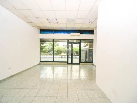Rent, office space, 38m², Stari Aerodrom, Podgorica - image 5
