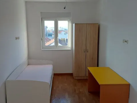 Izdavanje, dvosoban stan, 69m², Zabjelo, Podgorica - image 12
