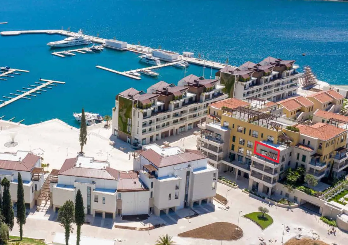 Prodaja, jednosoban stan, 87m², Herceg Novi, Crna Gora