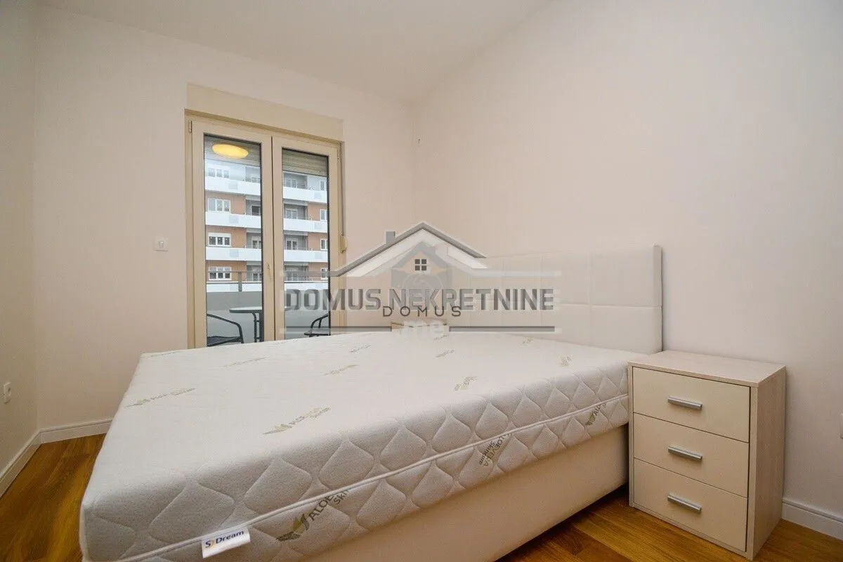 Prodaja, jednosoban stan, 49m², Central Point, Podgorica