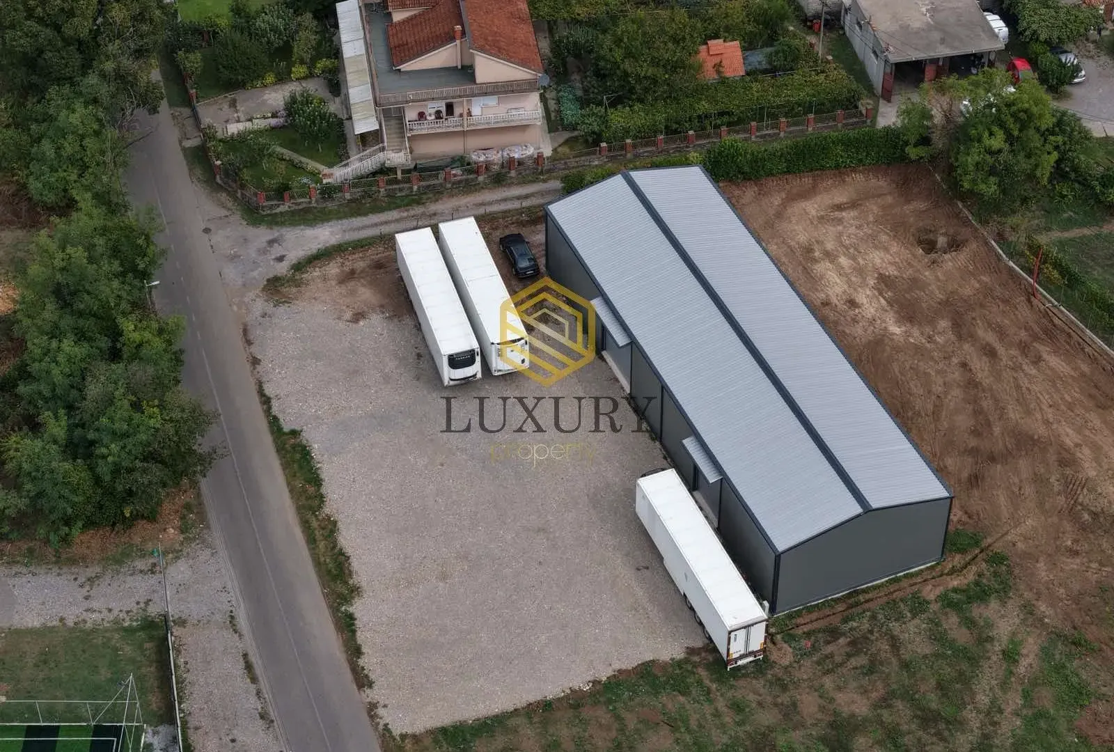 Rent, office space, 500m², Golubovci, Podgorica