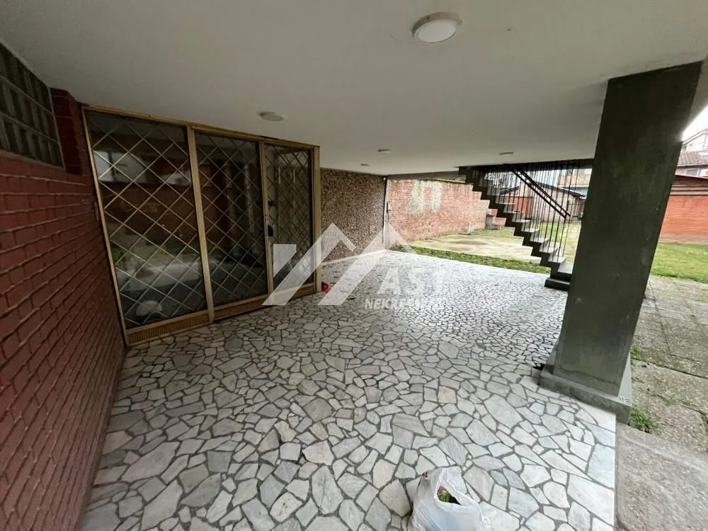 Rent, office space, 280m², Novi Sad Sve Podlokacije, Novi Sad