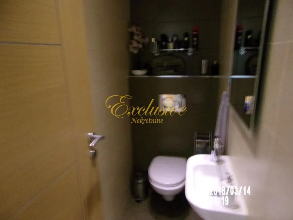 Prodaja, trosoban stan, 76m², Stari Grad, Beograd