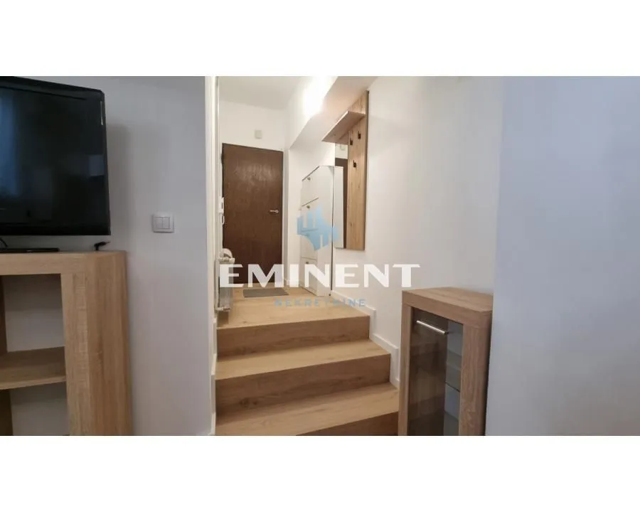 Izdavanje, dvosoban stan, 51m², Novi Beograd Blok 28, Novi Beograd Sve Podlokacije