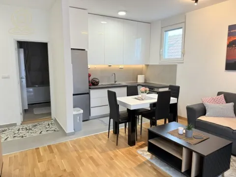 Izdavanje, jednosoban stan, 47m², Salajka, Novi Sad Sve Podlokacije - image 10