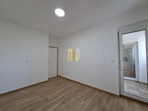 Prodaja, dvosoban stan, 49m², Grbavica, Novi Sad Sve Podlokacije - image 5