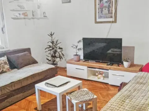 Prodaja, dvosoban stan, 66m², Centar, Tivat - image 1