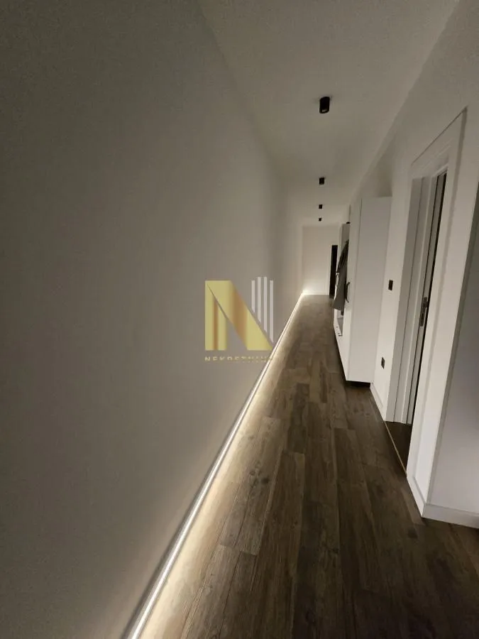 Prodaja, trosoban stan, 87m², Veternička rampa, Novi Sad Sve Podlokacije