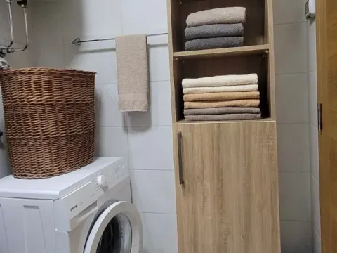 Izdavanje, jednosoban stan, 42m², City Kvart, Podgorica - image 11