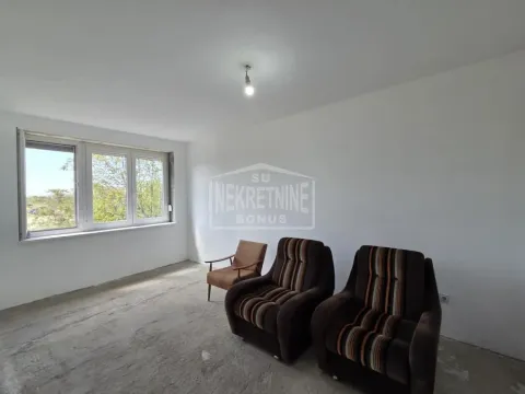 Prodaja, kuća, 190m², Bajmok, Subotica - image 17