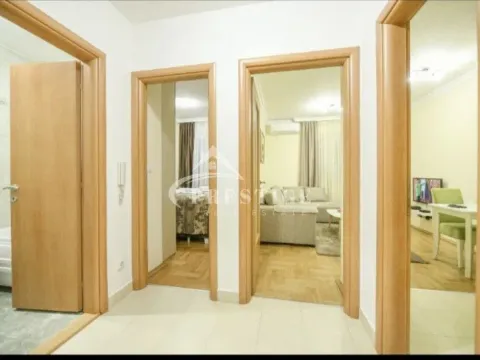 Izdavanje, jednosoban stan, 38m², Stari Aerodrom, Podgorica - image 4