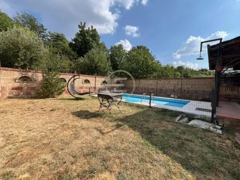 Prodaja, kuća, 158m², Sremska Kamenica, Petrovaradin - image 9