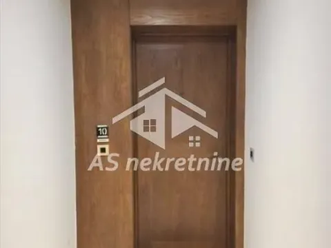 Izdavanje, četvorosoban stan, 80m², Tašmajdan, Palilula Sve Podlokacije - image 29