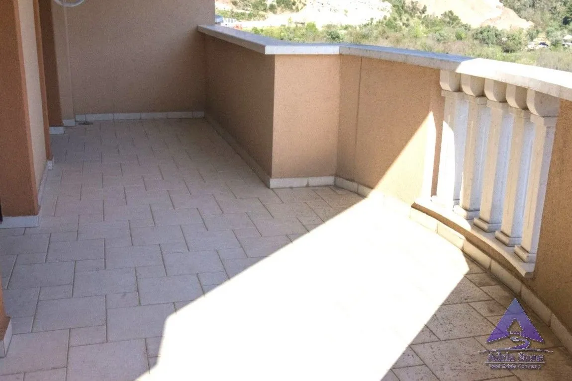 Sale, three bedroom apartment, 111m², Rozino, Budva
