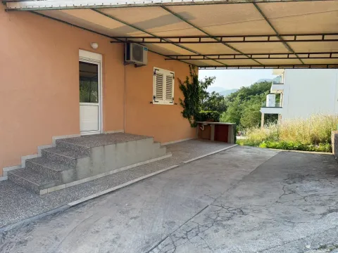 Izdavanje, dvosoban stan, 120m², Marići, Tivat - image 7
