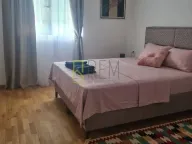 Sale, two bedroom apartment, 75m², Cetinje, Crna Gora - image 2